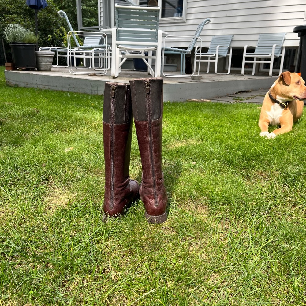 Teva dark brown leather boots